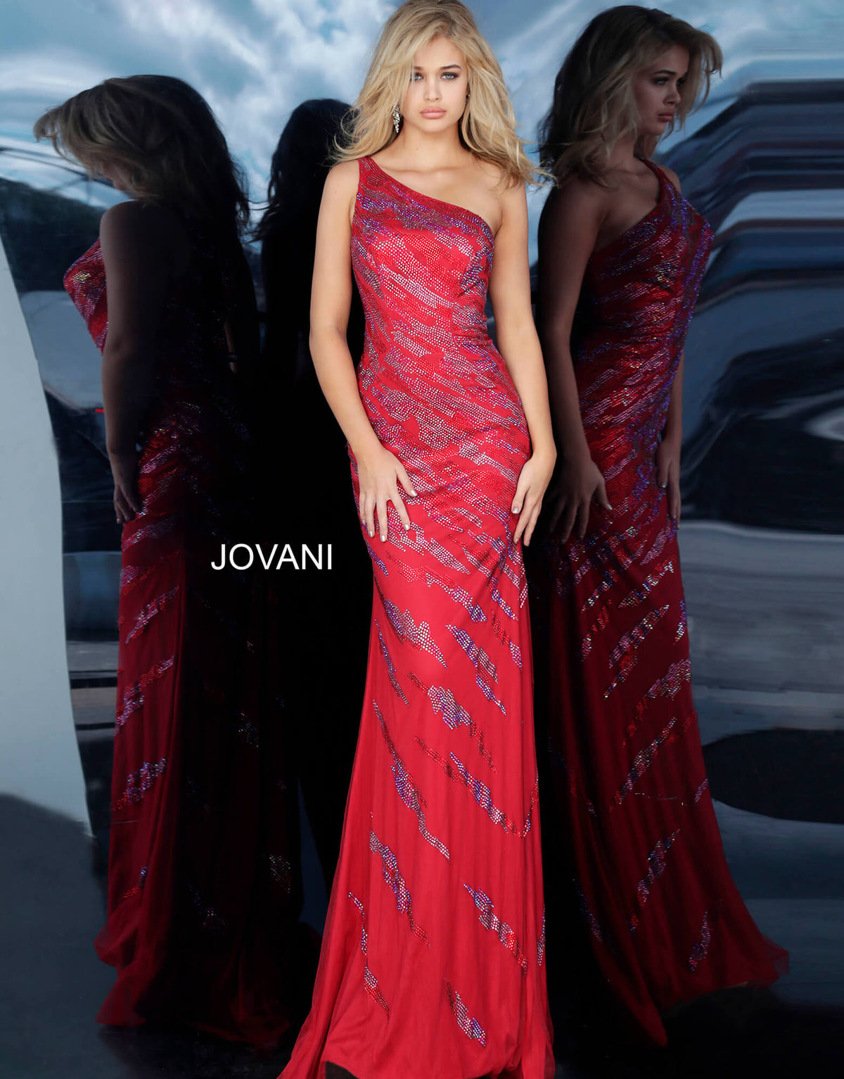 Jovani 685