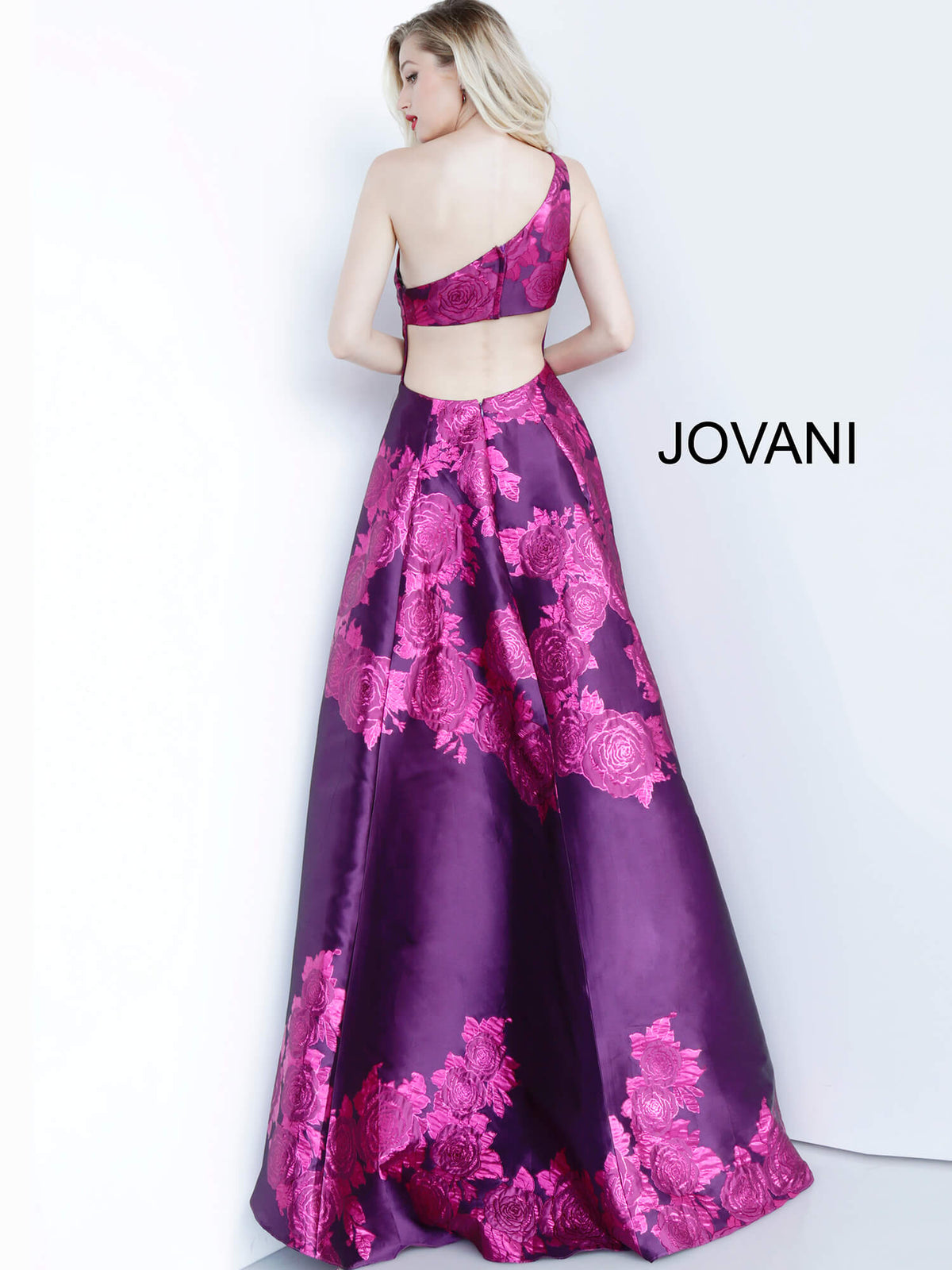 Jovani 02045