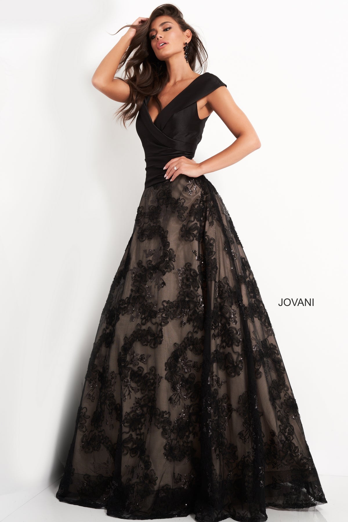 Jovani 03330