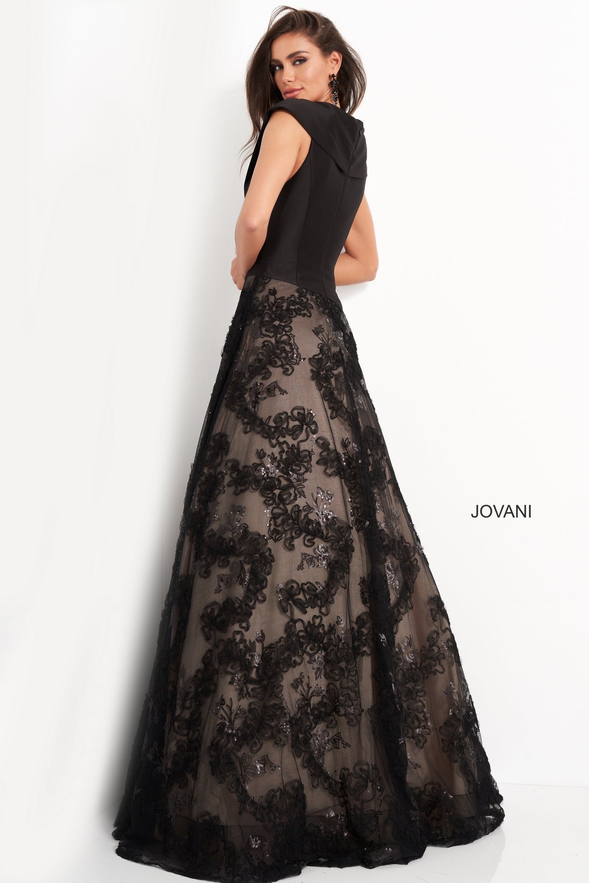 Jovani 03330