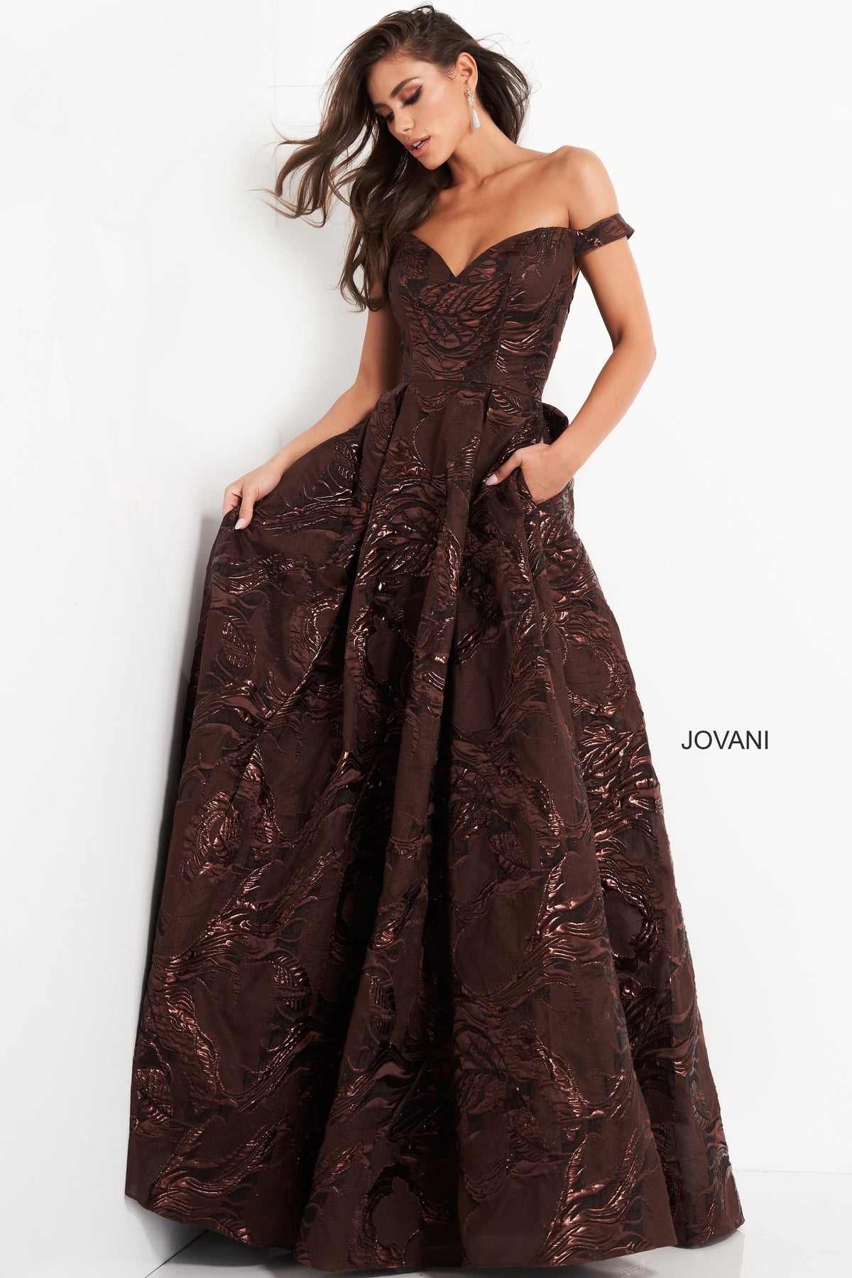 Jovani 05017