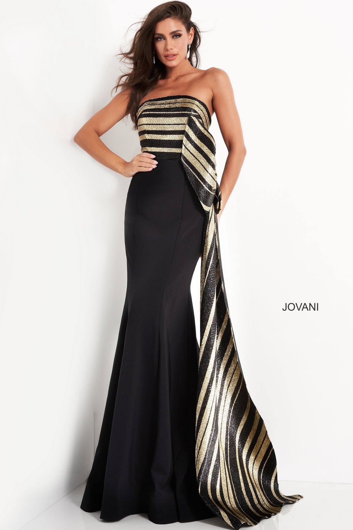 Jovani 05084