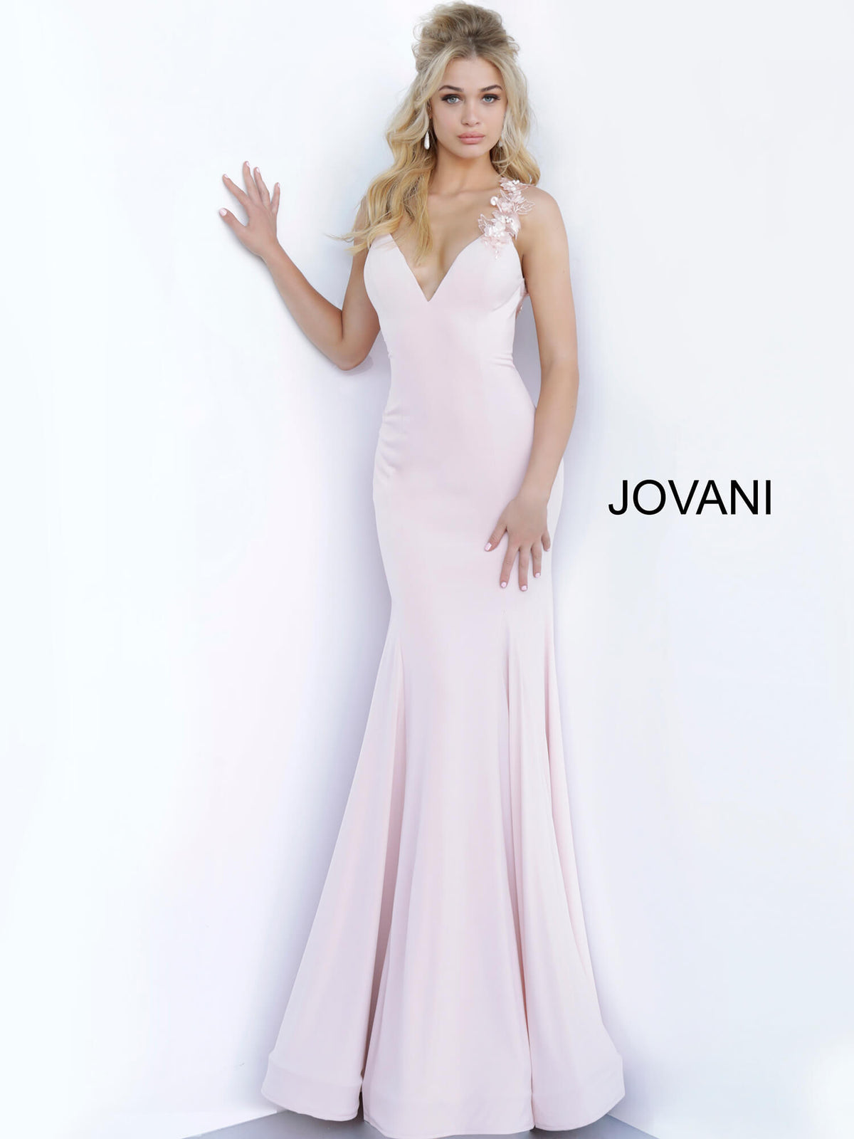 Jovani 1074