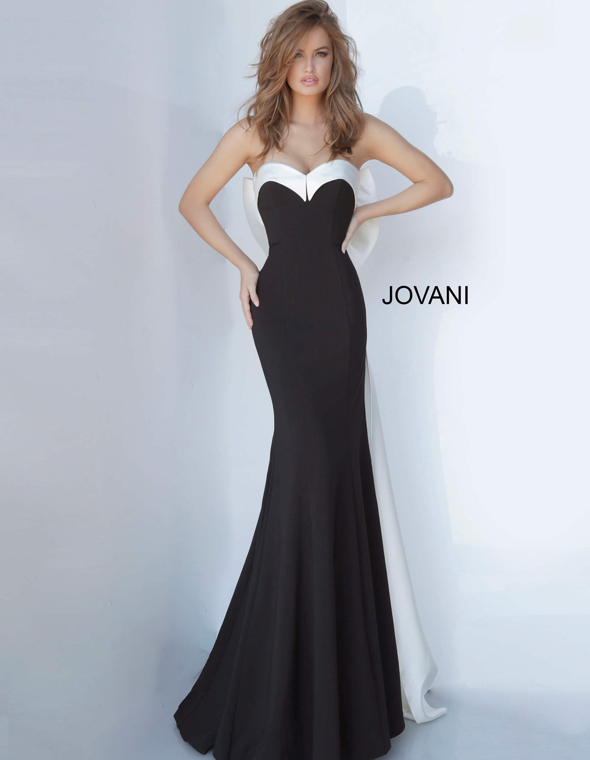 Jovani 12020