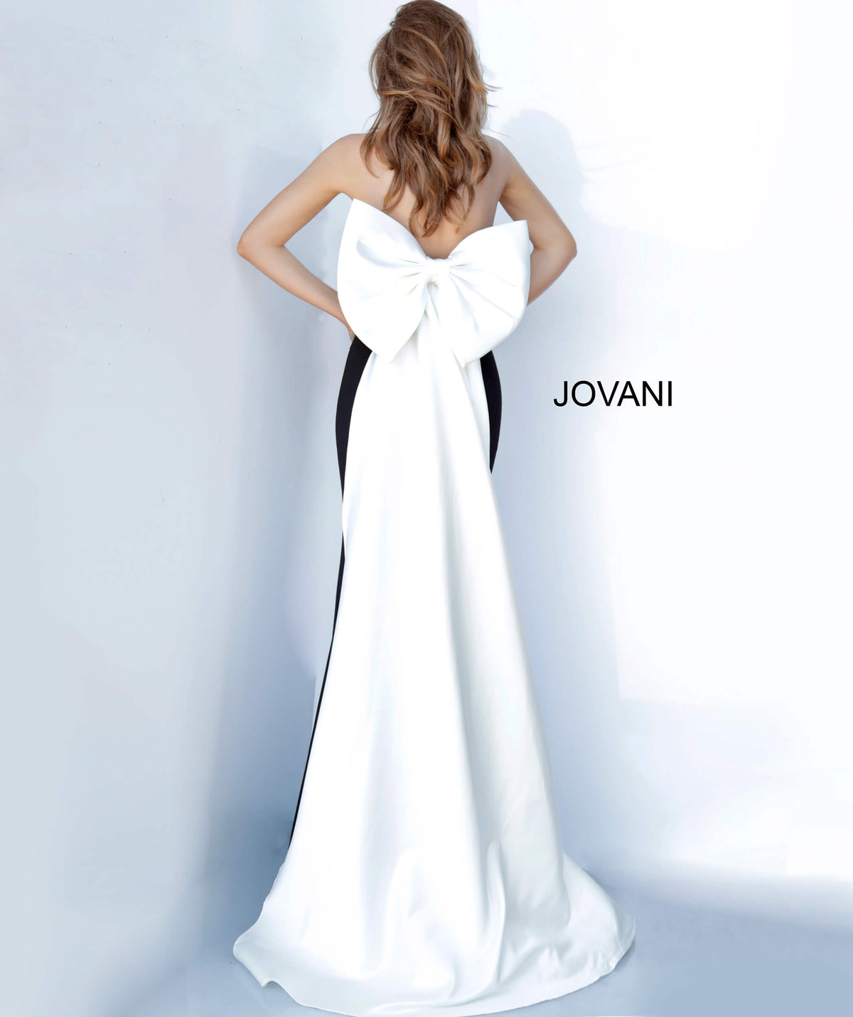 Jovani 12020