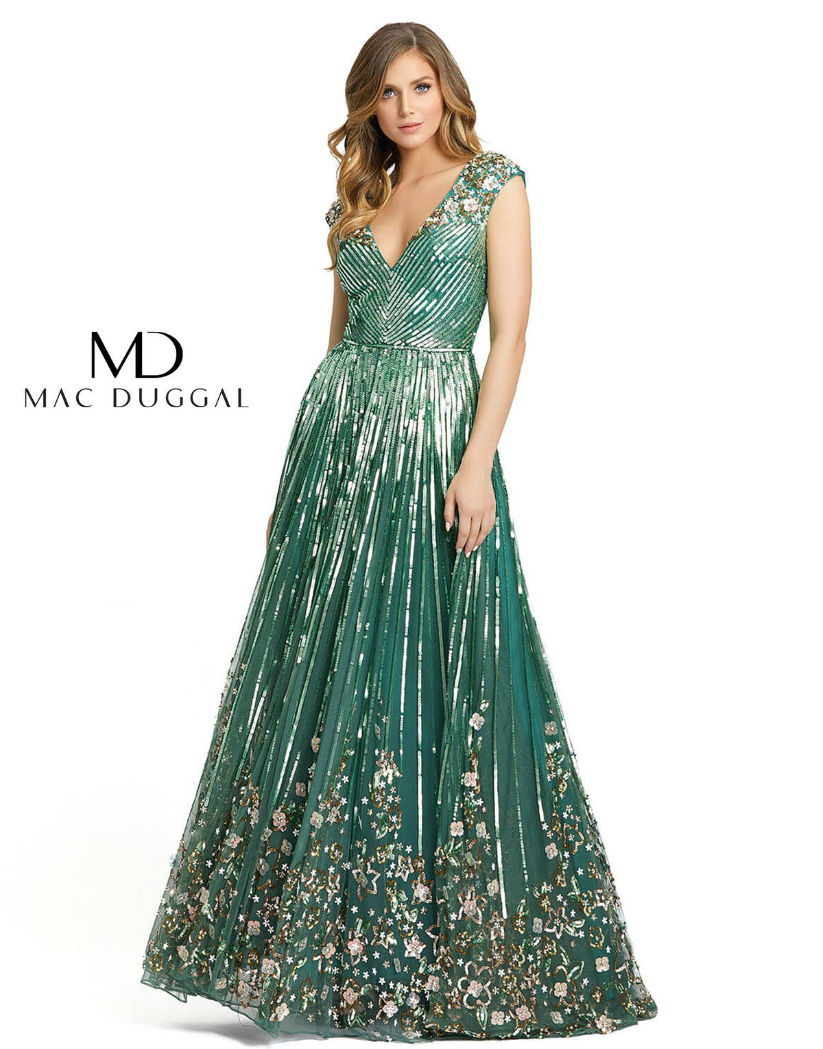 Mac Duggal 5223D