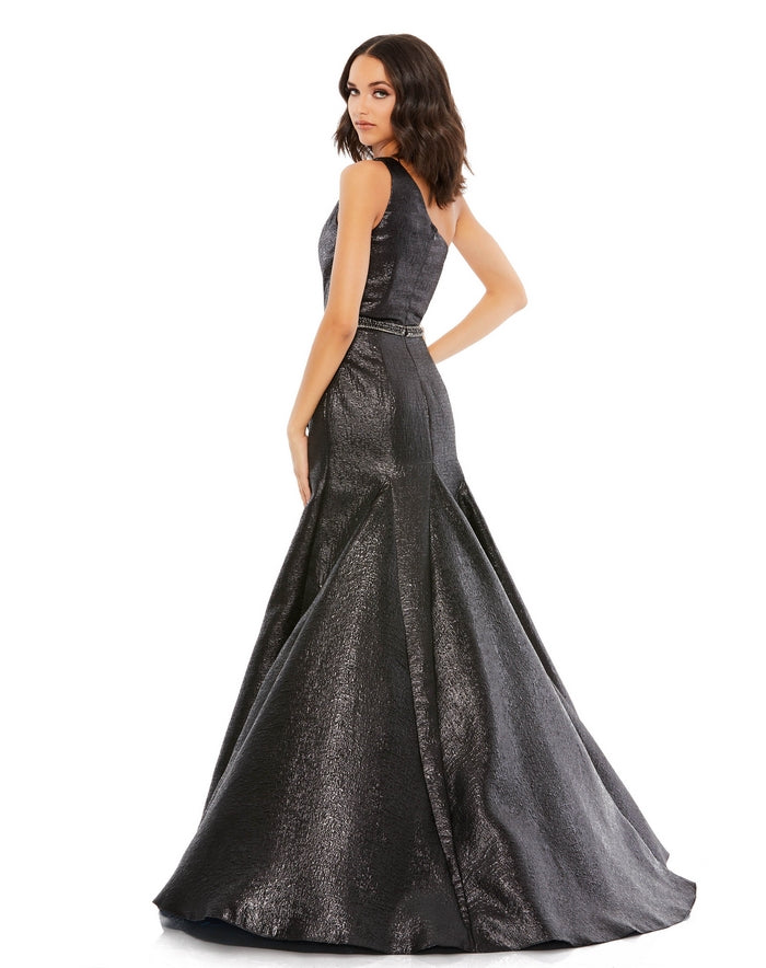 Mac Duggal 66975