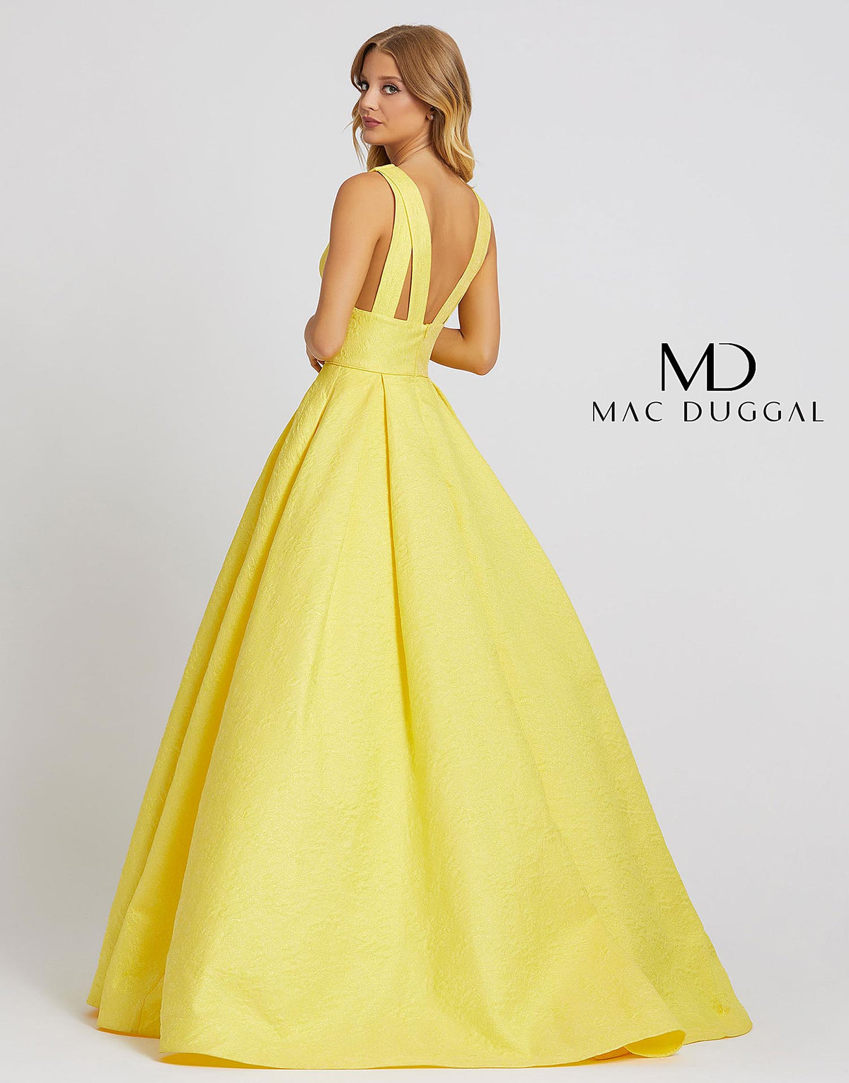 Cassandra Stone by Mac Duggal 67098A