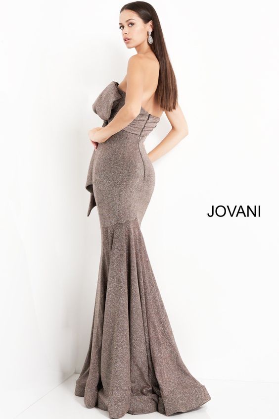 Jovani 1070